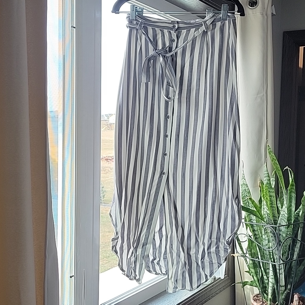 Flowy skirt